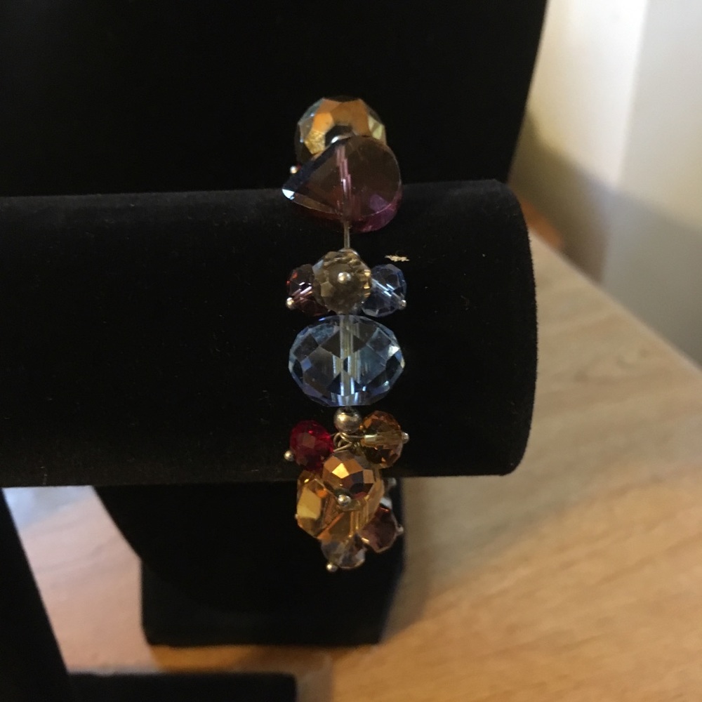 Bracelets - Picture 3 of 6